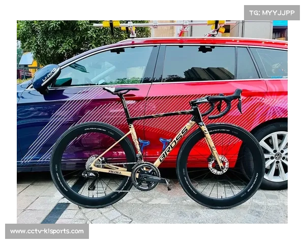 新西兰车手马奇威的中国情结：加盟李宁之星车队后适应中式训练体系